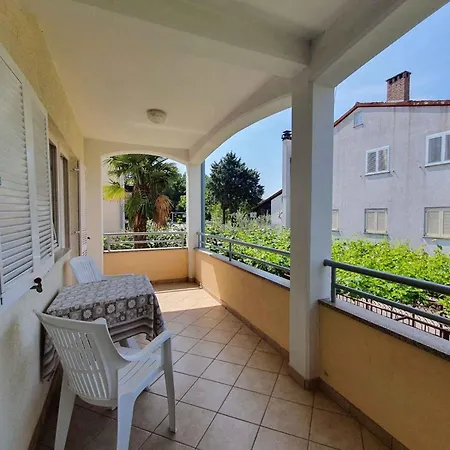 Apartment In Porec/istrien 40404 Porec